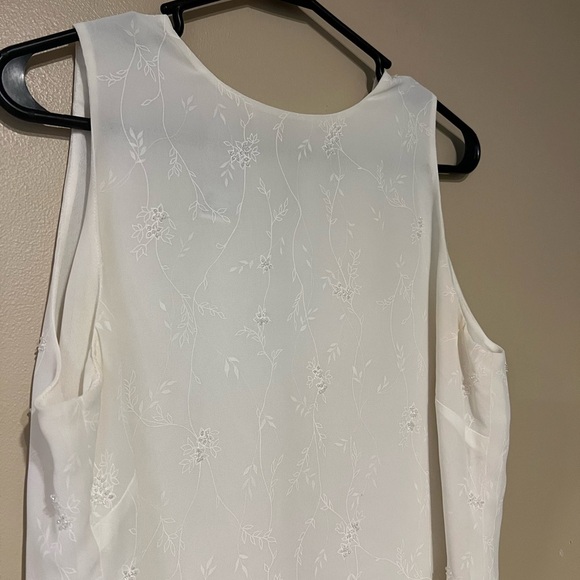 Rena Rowan Ivory A Line Key Hole Back Sleeveless Beaded Floral Design Size 12 - Picture 3 of 7